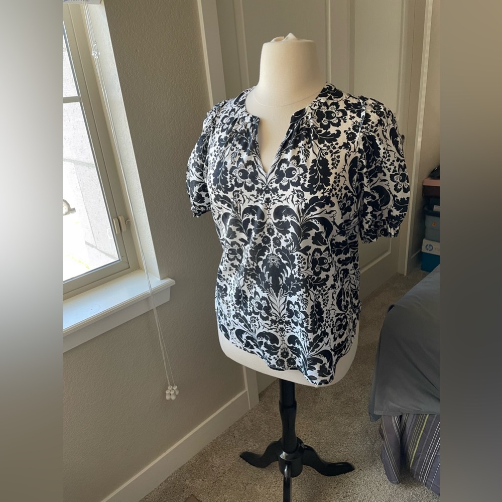 Talbots Black and White Floral Print Short Sleeve Blouse